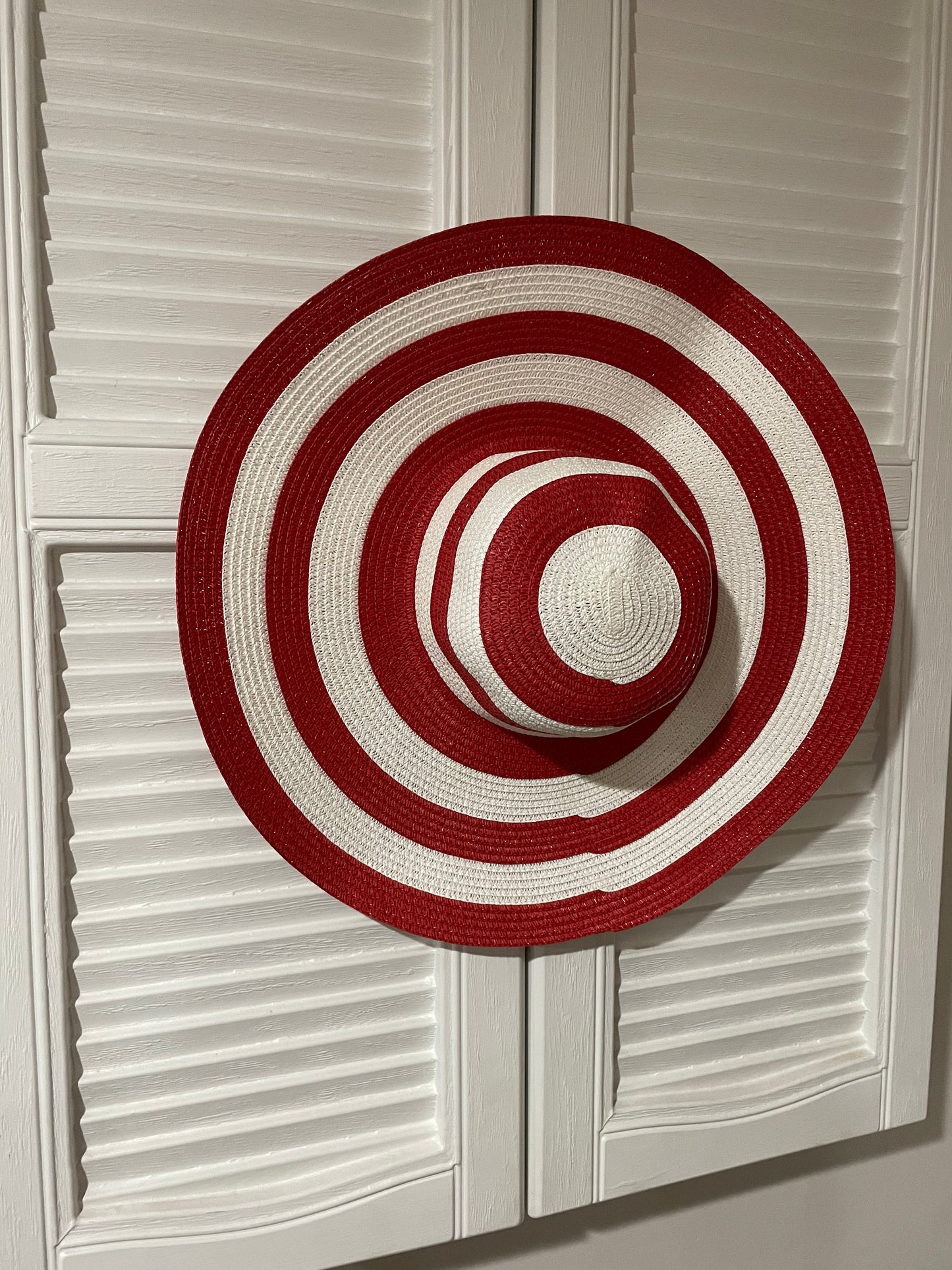 Red & White Striped Straw